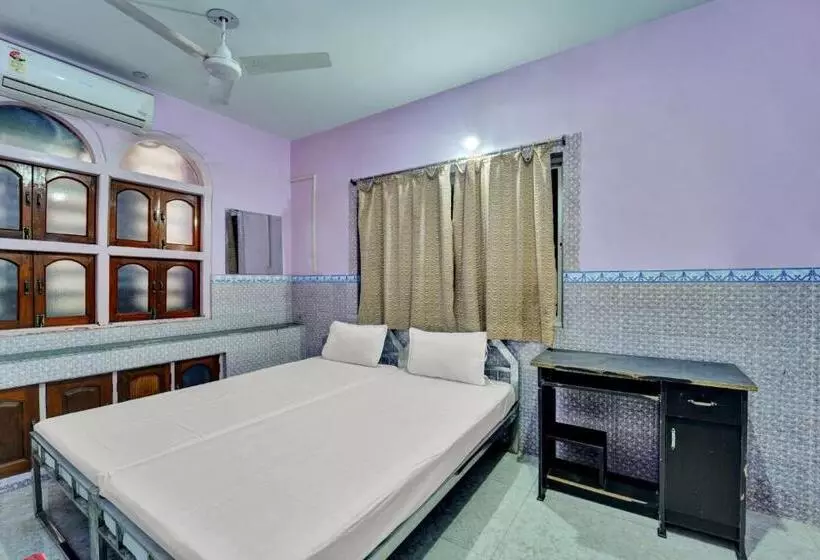 ホテル O Guru Nanak Residency