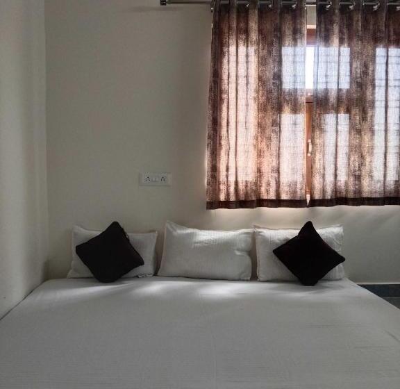 Hotell Oyo 80491g Nidhivan