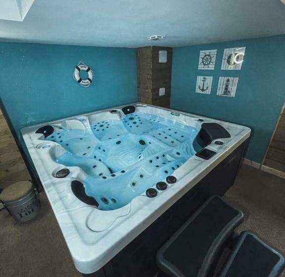 Pensionat Spa 166 Jets, Bord De Mer By Carl Emilie