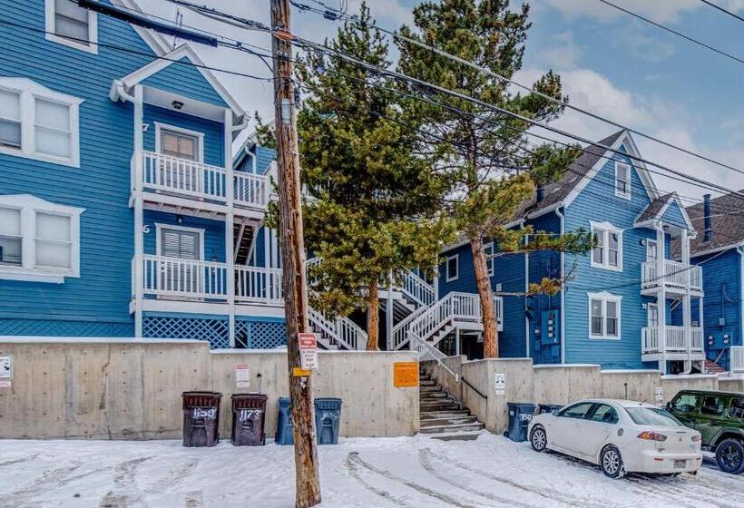 هتل Park City Bliss