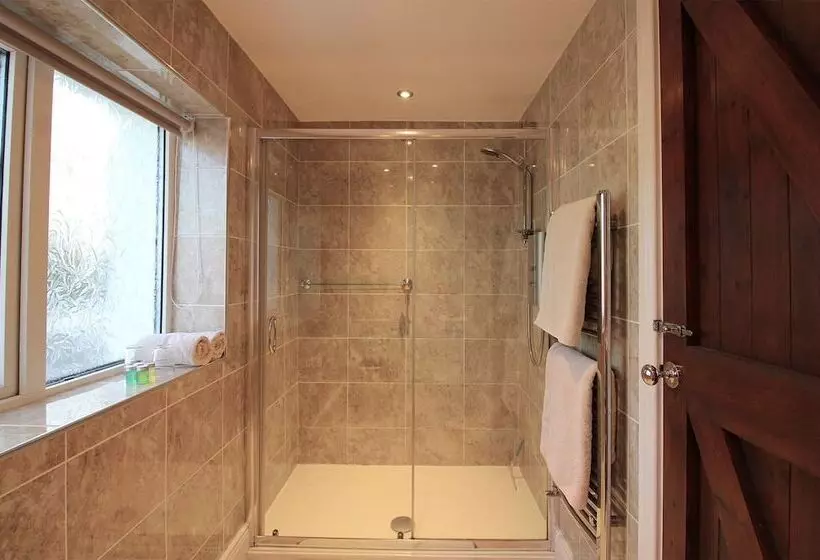 ベッドアンドブレックファースト Bridge House