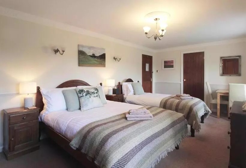 ベッドアンドブレックファースト Bridge House