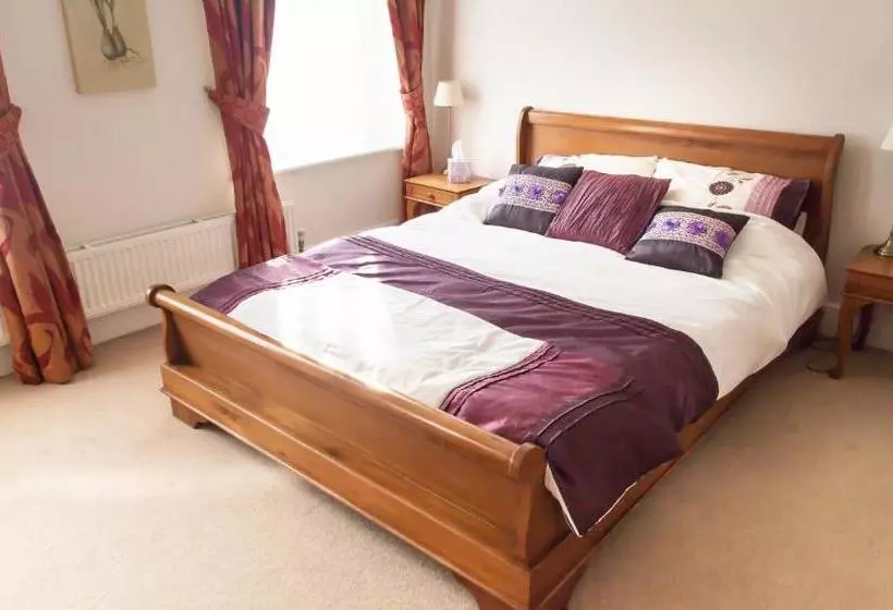 민박 Wisteria House