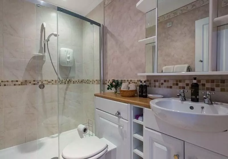 酒店 Bucklawren Farm