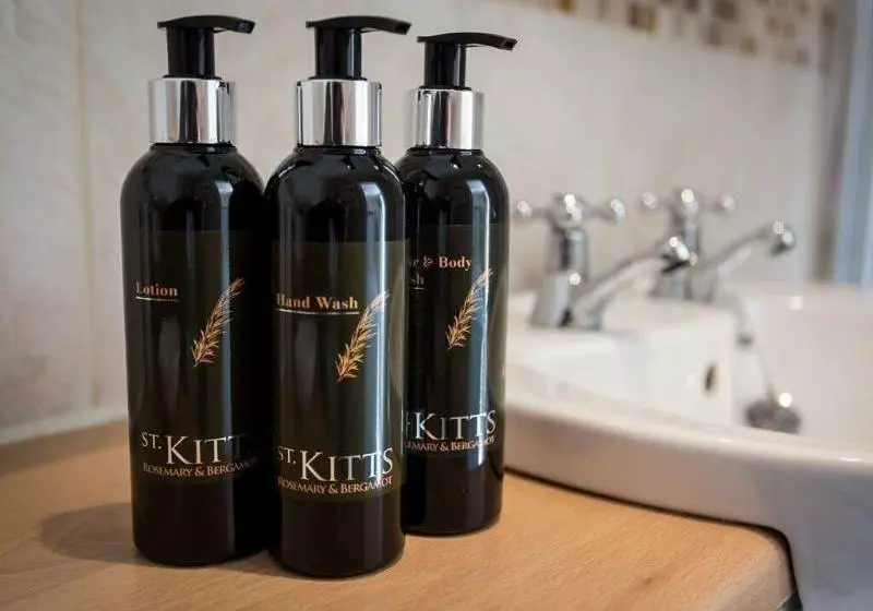 酒店 Bucklawren Farm