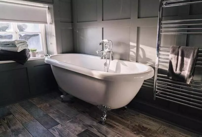 Отель The Crown Inn