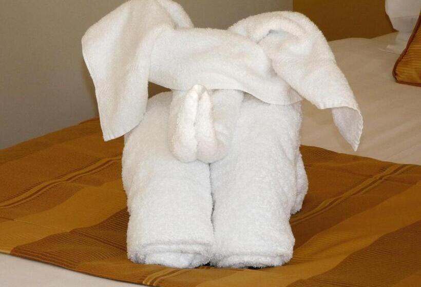 فندق The Old Ginn House Inn