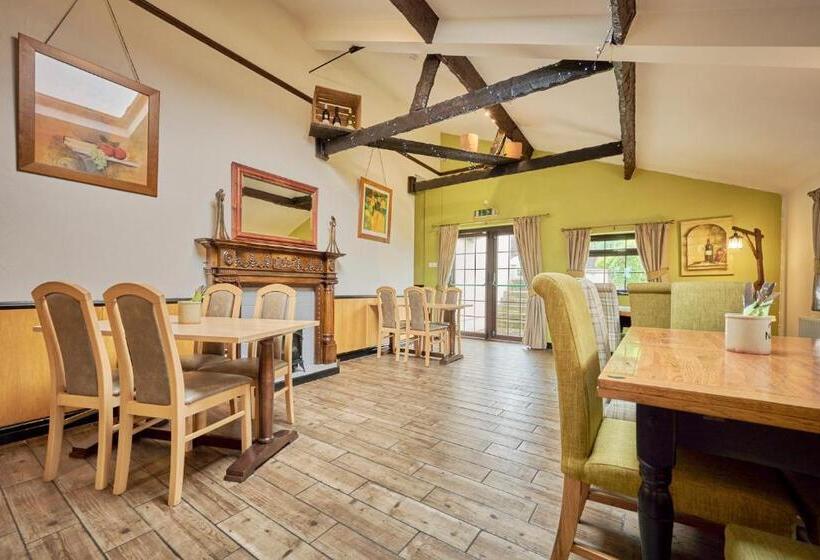 فندق The Old Ginn House Inn