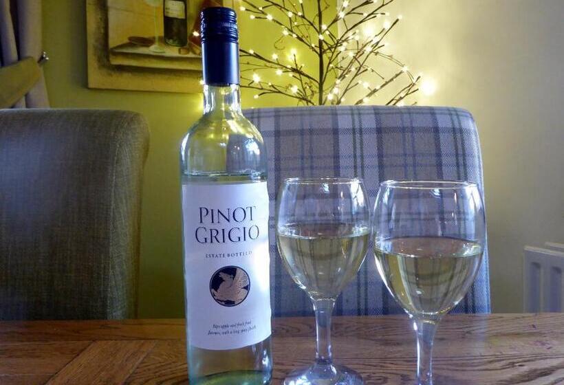 فندق The Old Ginn House Inn