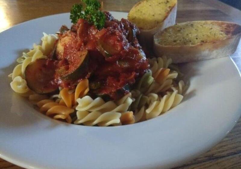 فندق The Old Ginn House Inn