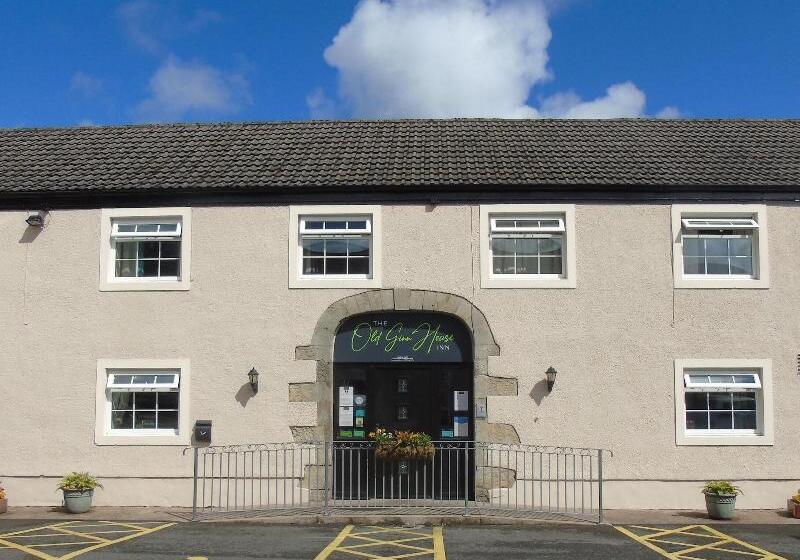 فندق The Old Ginn House Inn