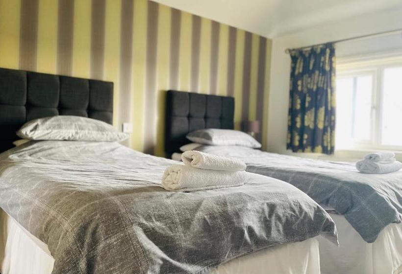 בית מלון כפרי The Stag