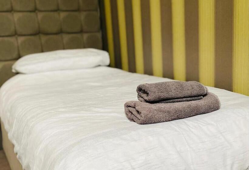 בית מלון כפרי The Stag