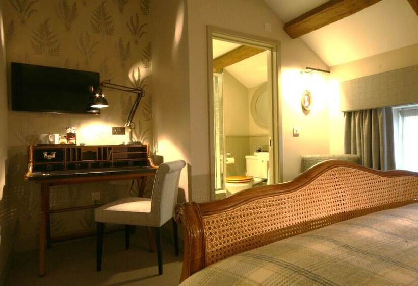 酒店 The Three Pigeons Inn