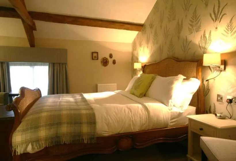 Hotel The Three Pigeons Inn