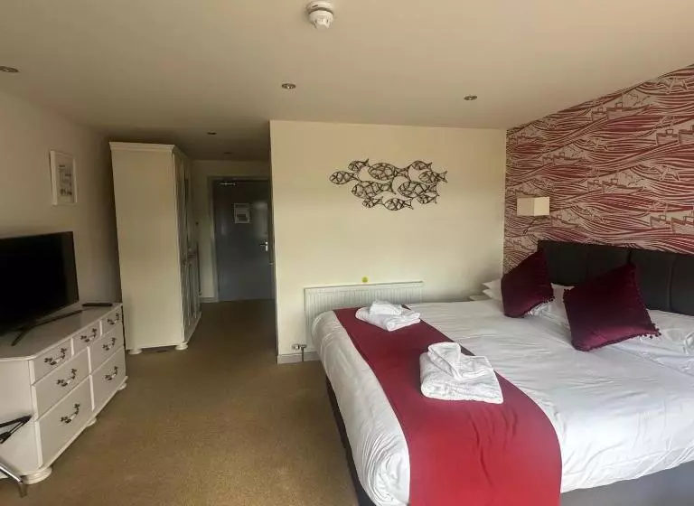 酒店 Waveney Inn &