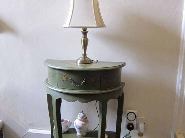 ペンション Black Swan Guest House