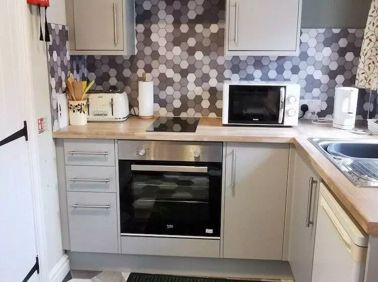 펜션 Black Swan Guest House