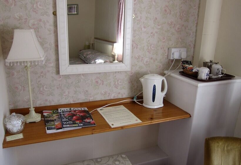 ペンション Black Swan Guest House