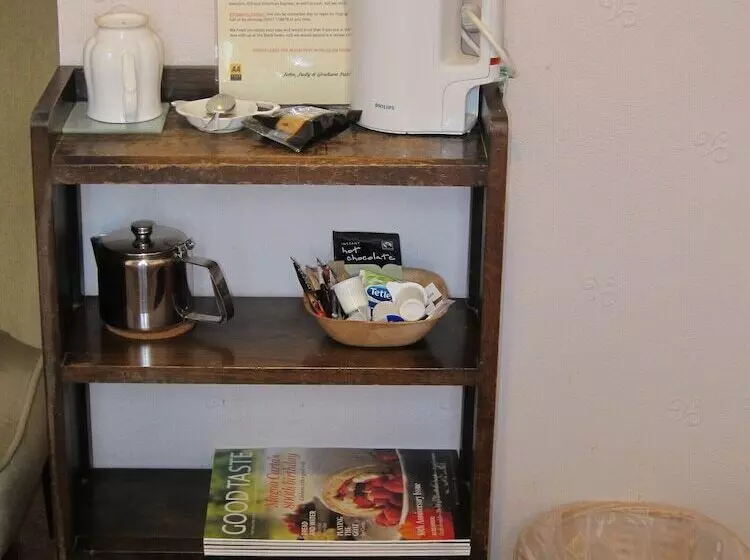 펜션 Black Swan Guest House