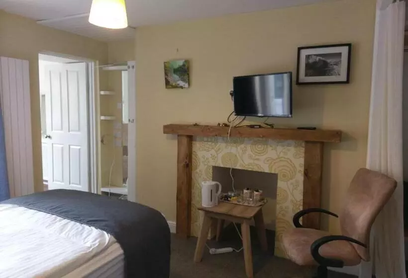 پانسیون Gallery Guesthouse