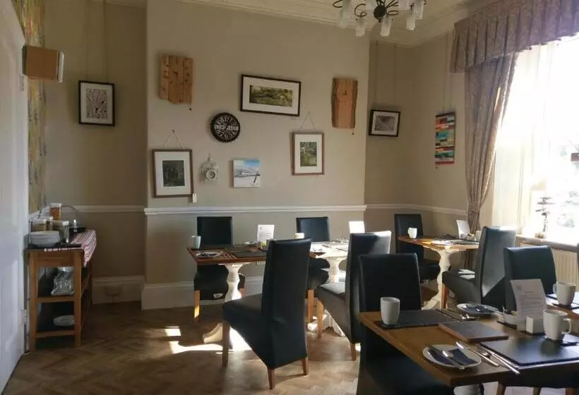 پانسیون Gallery Guesthouse