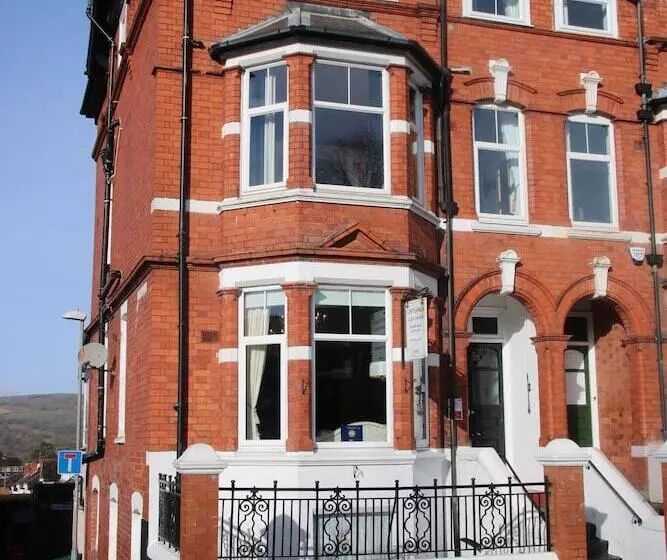 Majatalo Greylands Guest House