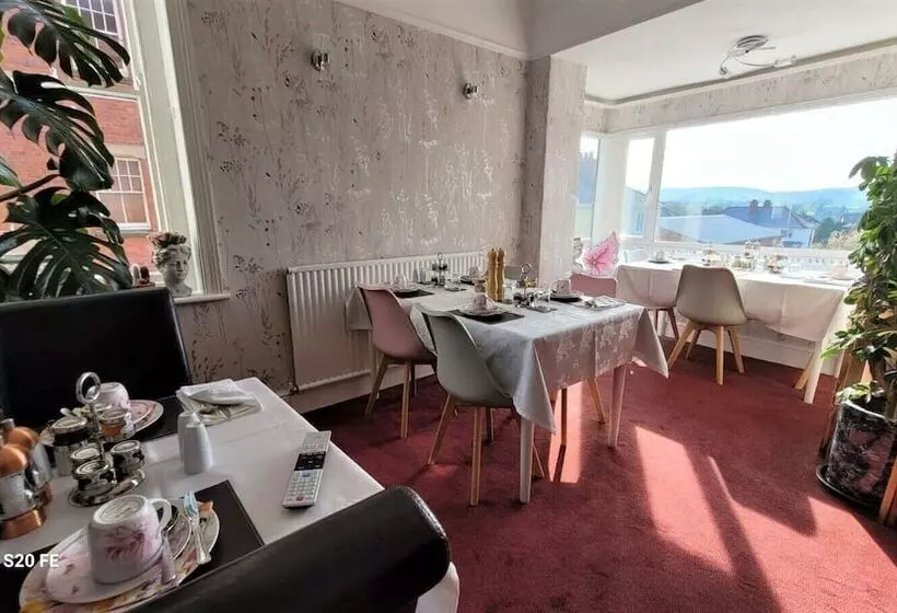 Majatalo Greylands Guest House