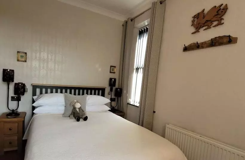 Majatalo Greylands Guest House