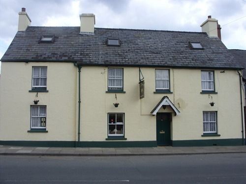 펜션 Old Castle Farm Guest House