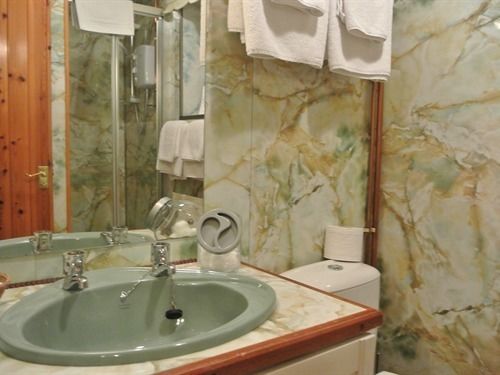 펜션 Old Castle Farm Guest House