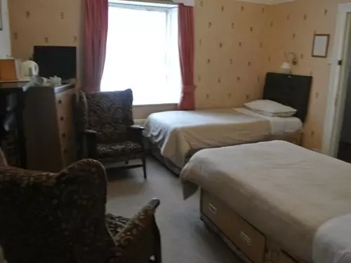 پانسیون Old Castle Farm Guest House