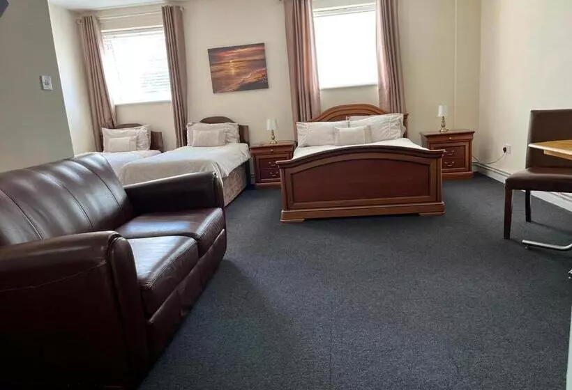 ペンション The Goodlife Guesthouse