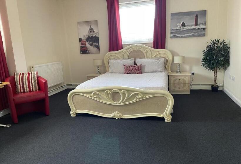 Пансион The Goodlife Guesthouse