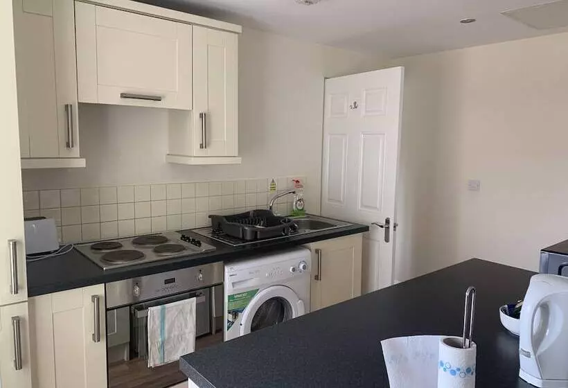 بنسيون The Lawns Guest House