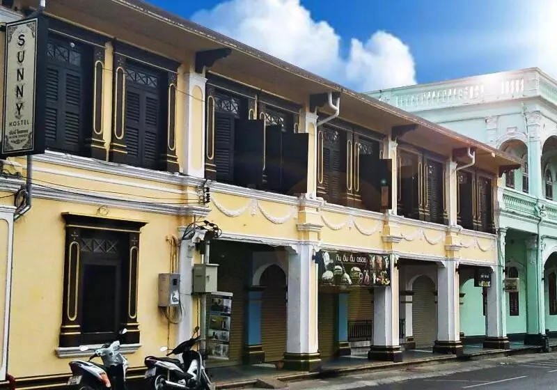 Phuket Sunny Hostel
