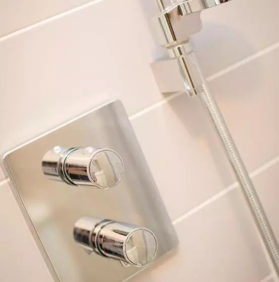 Studios At Glenthorne