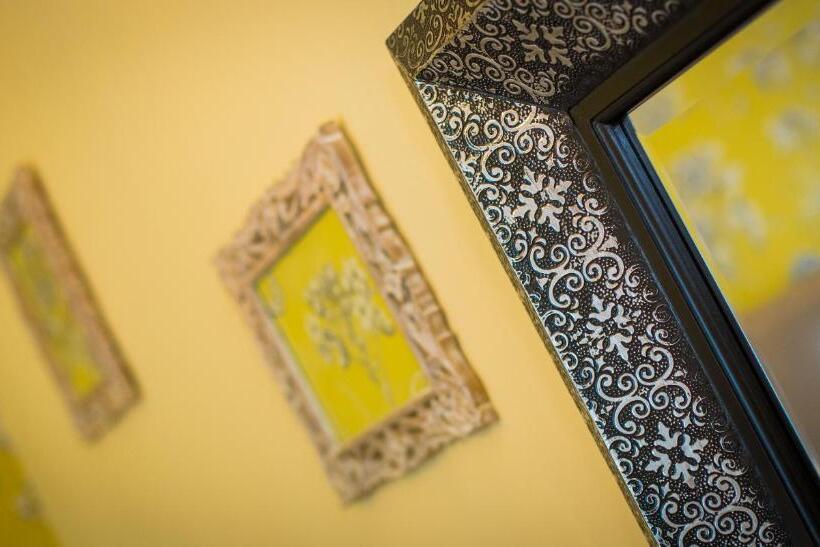 Studios At Glenthorne