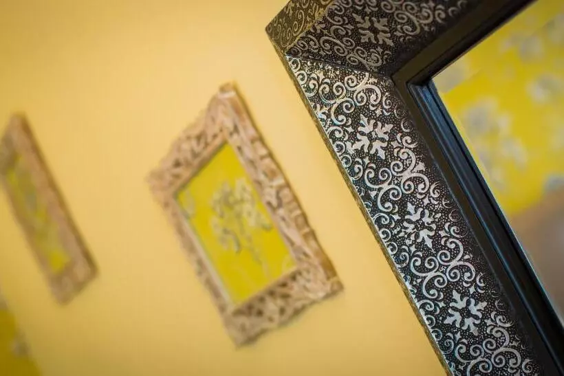 Studios At Glenthorne