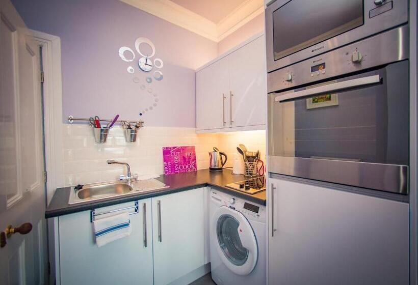 Studios At Glenthorne