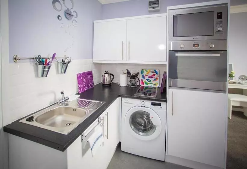 Studios At Glenthorne