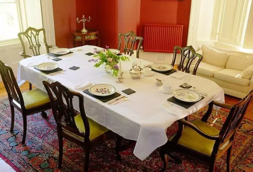 The Old Parsonage B&b