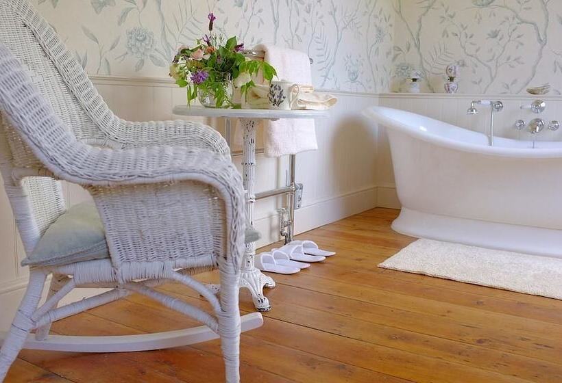 The Old Parsonage B&b