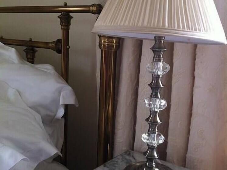 The Old Parsonage B&b