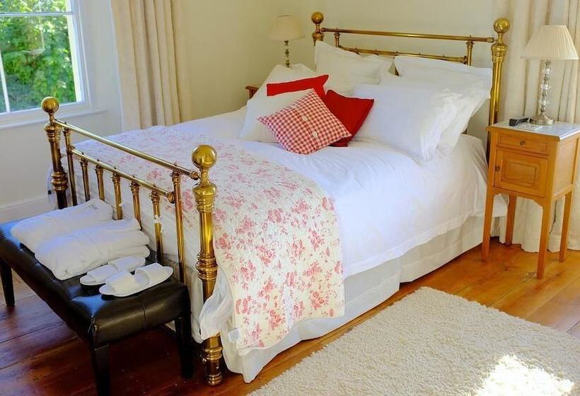 The Old Parsonage B&b