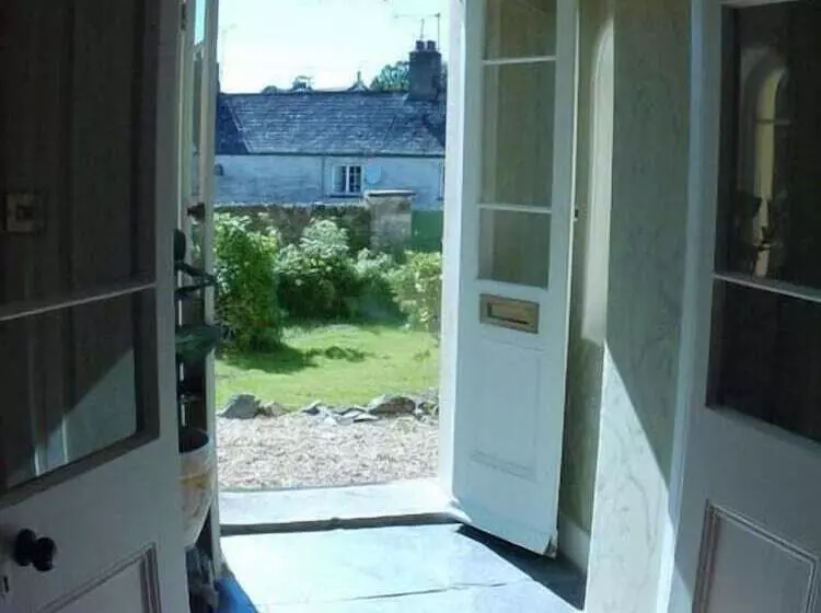 The Old Parsonage B&b