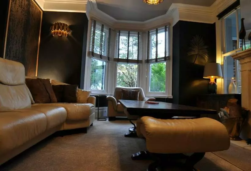 هتل Tir Y Coed Country House
