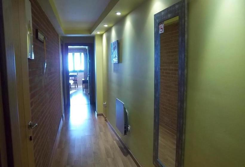 Apartamentos Entrepalacios