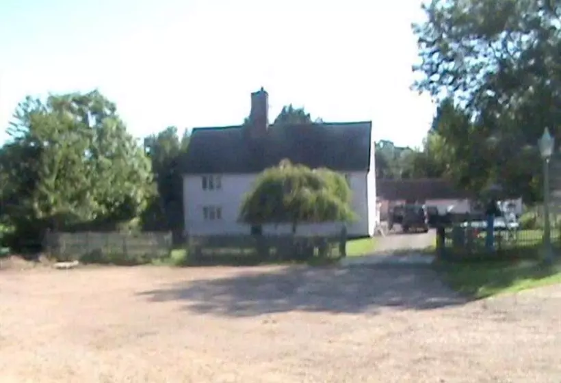 تختخواب و صبحانه Blatches Farm