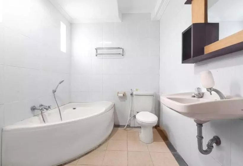 Dewi Sinta Hotel And Restaurant